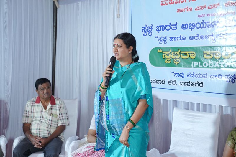 Chaka Chak Davanagere — Intercollegiate Cleanathon, photo 6